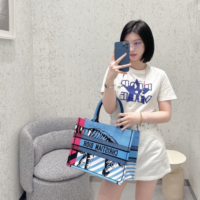 medium D*or book tote bright blue and pink d-jungle pop embroidery