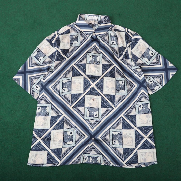 D*or and kenny scharf short sleeved shirt