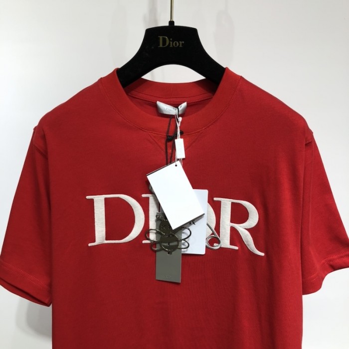 D*or and judy blame t shirt red