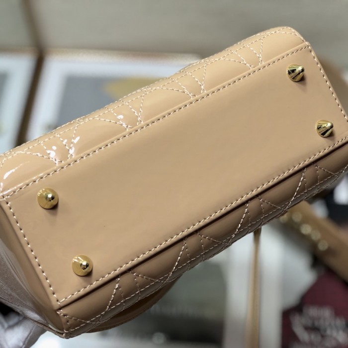 small lady D*or my abcD*or bag beige patent