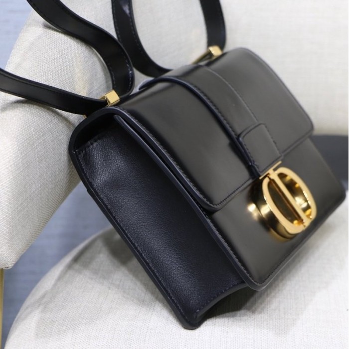 D*or 30 montaigne calfskin bag black