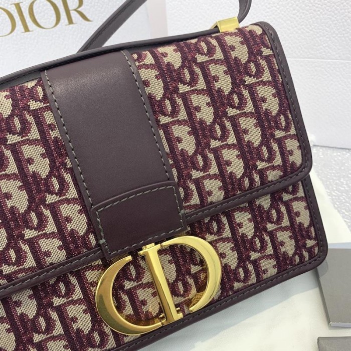 D*or 30 montaigne D*or oblique bag burgundy
