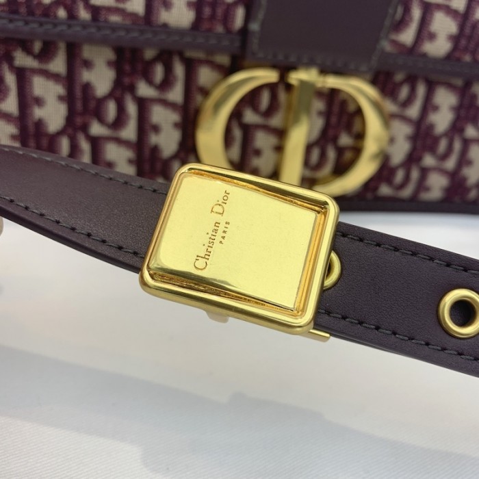 D*or 30 montaigne D*or oblique bag burgundy