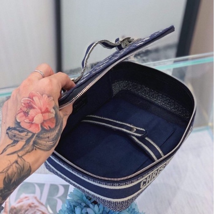 D*or oblique travel jewelry case