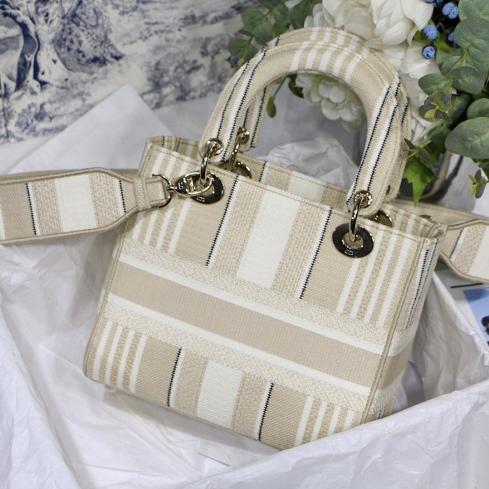 D*or medium lady d-lite bag beige stripes embroidery