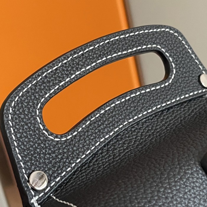 D*or mini gallop sling bag black grained calfskin