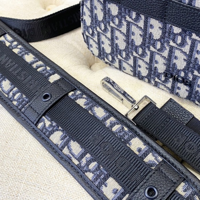 D*or safari messenger bag beige and black D*or oblique jacquard