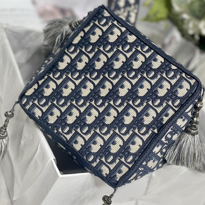 D*or d-bubble bucket bag blue oblique