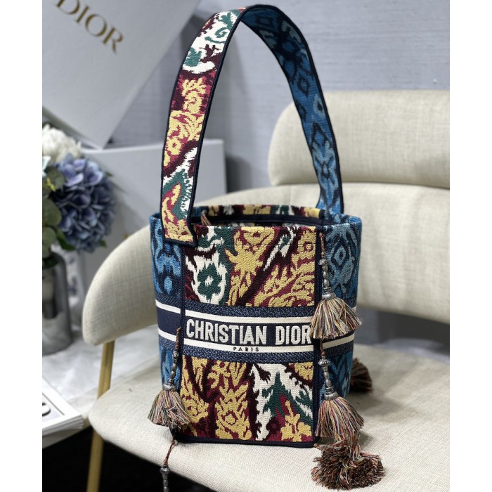 D*or d-bubble bucket bag blue maple leaf