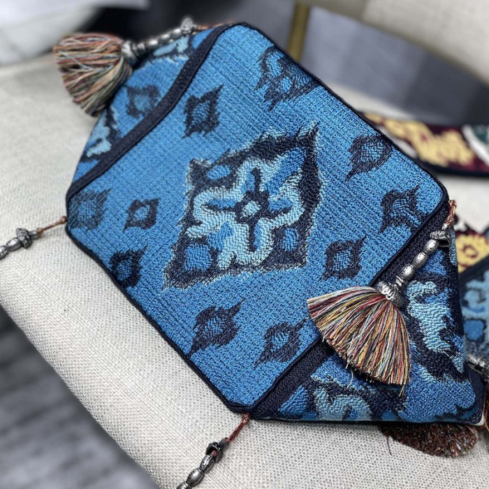 D*or d-bubble bucket bag blue maple leaf