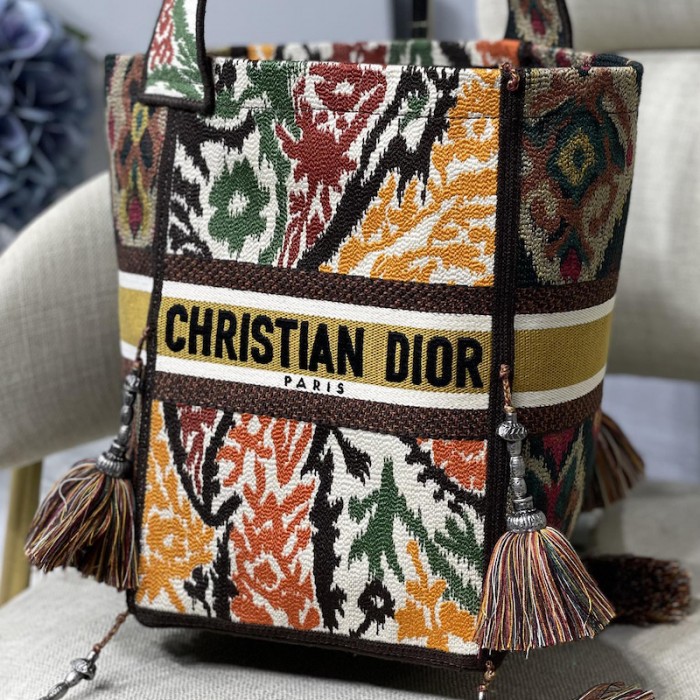 D*or d-bubble bucket bag orange maple leaf