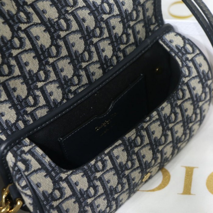 D*or bobby east-west bag oblique blue