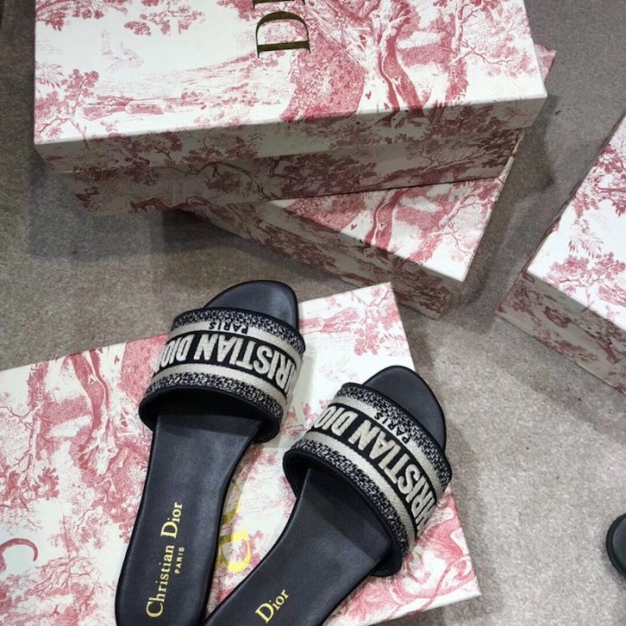 D*or dway slide embroidered cotton black