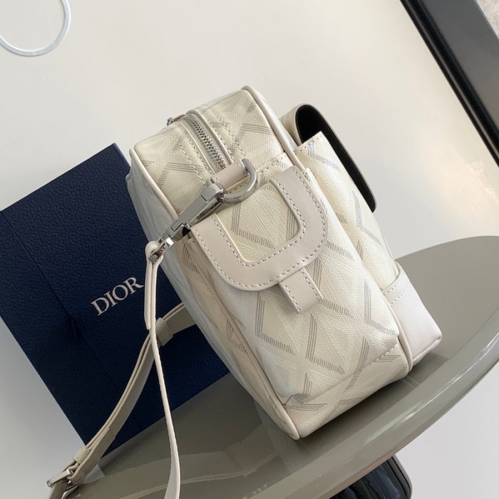D*or hit the road messenger bag white cd diamond canvas
