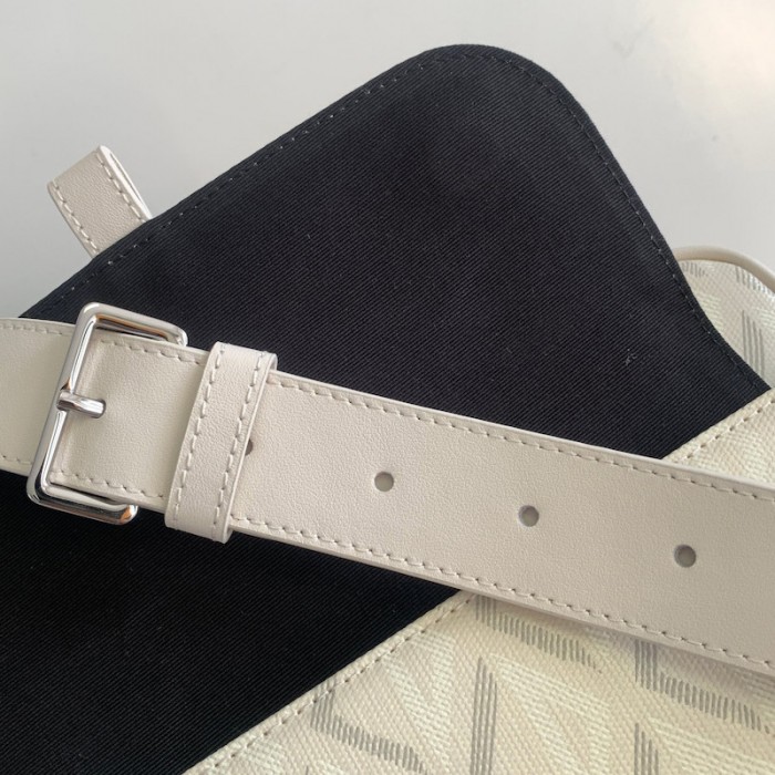 D*or hit the road messenger bag white cd diamond canvas