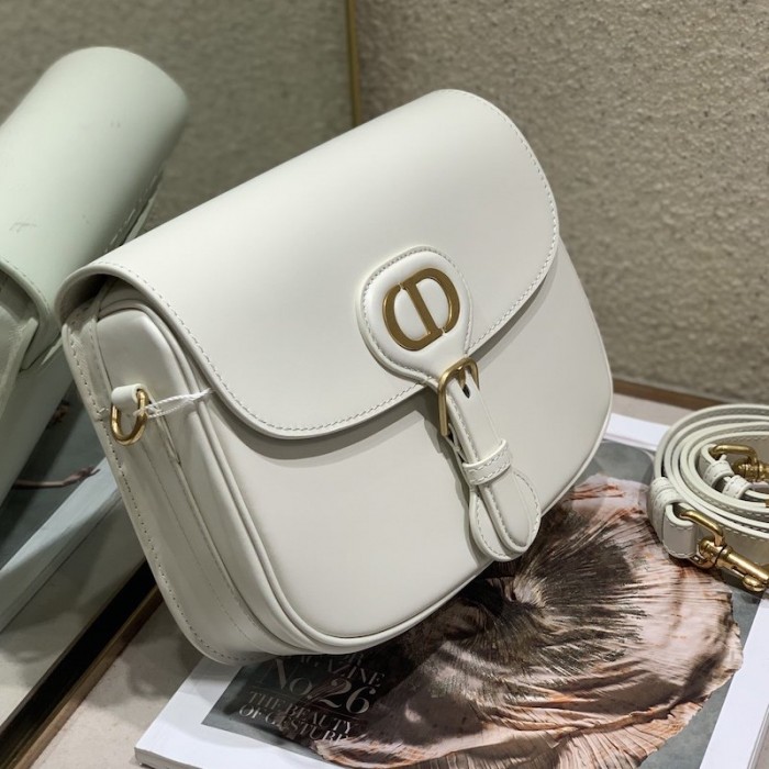 D*or medium bobby bag box calfskin white
