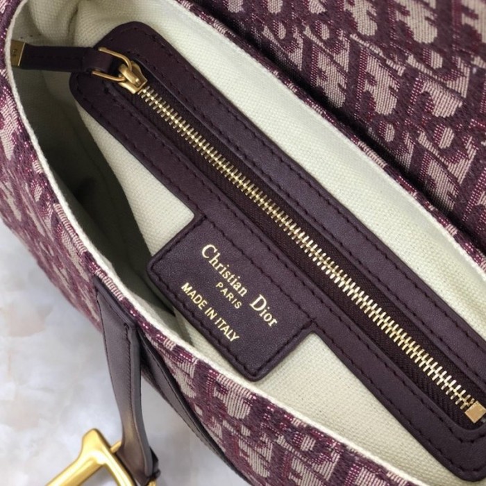 D*or oblique saddle bag burgundy