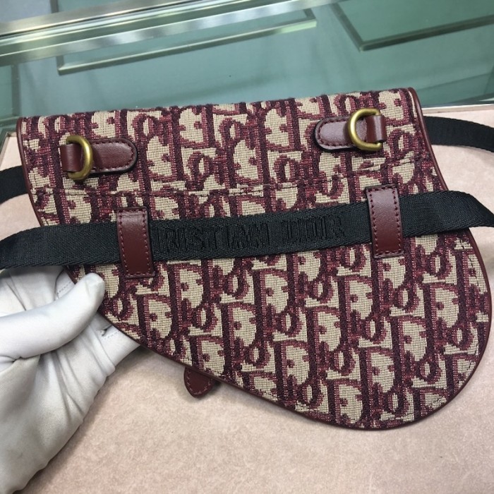 D*or oblique saddle belt bag red