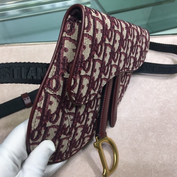 D*or oblique saddle belt bag red