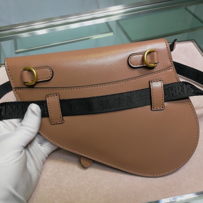 D*or saddle belt bag calfskin leather tan