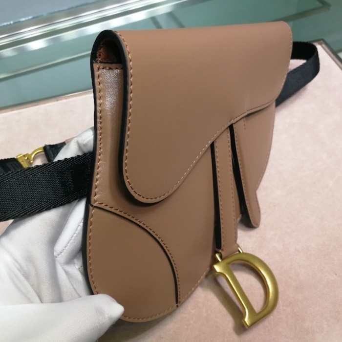 D*or saddle belt bag calfskin leather tan