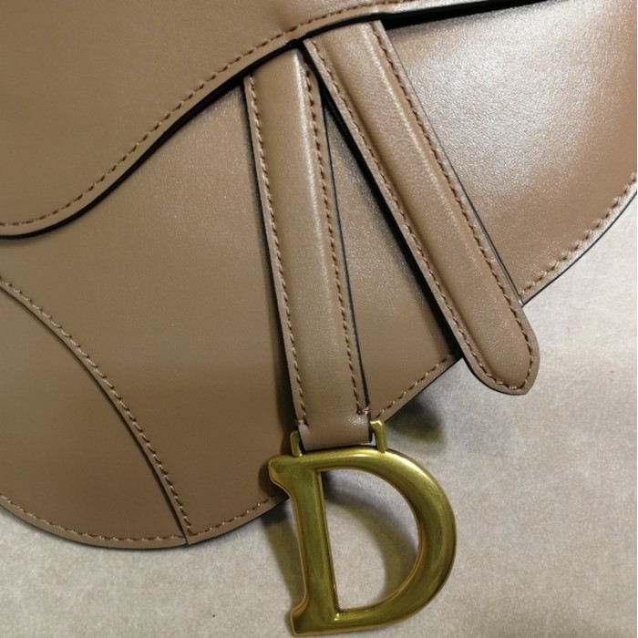 D*or saddle belt bag calfskin leather tan