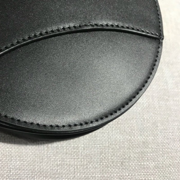 D*or saddle calfskin bag black