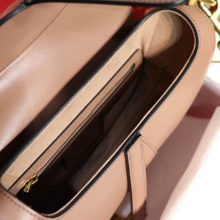 D*or saddle calfskin bag tan