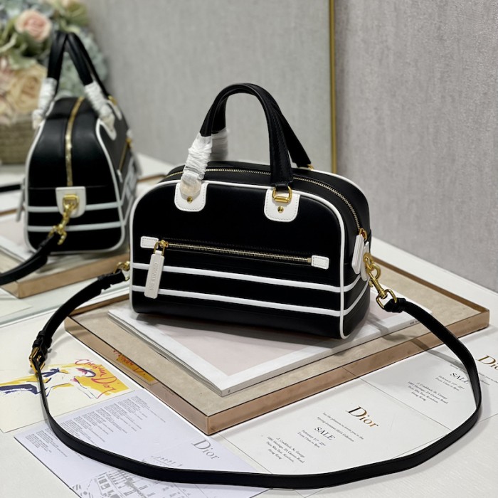 small D*or vibe zip bowling bag black