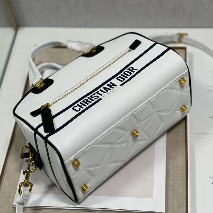 small D*or vibe zip bowling bag white