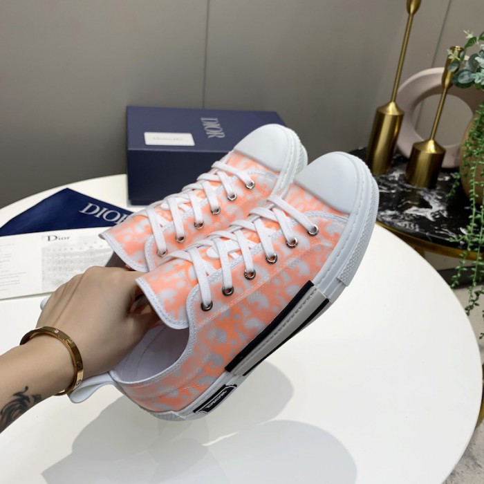 b23 low-top sneaker white and orange D*or oblique canvas