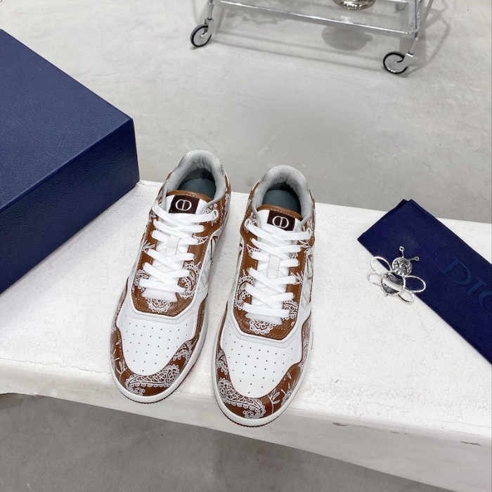 D*or b27 low top sneaker coffee and white smooth calfskin