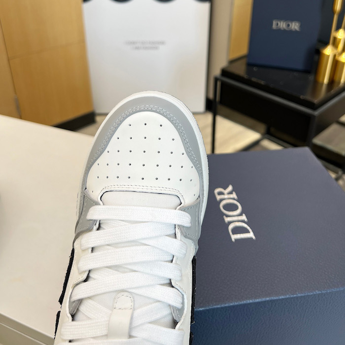 D*or b57 mid-top sneaker gray and white smooth calfskin