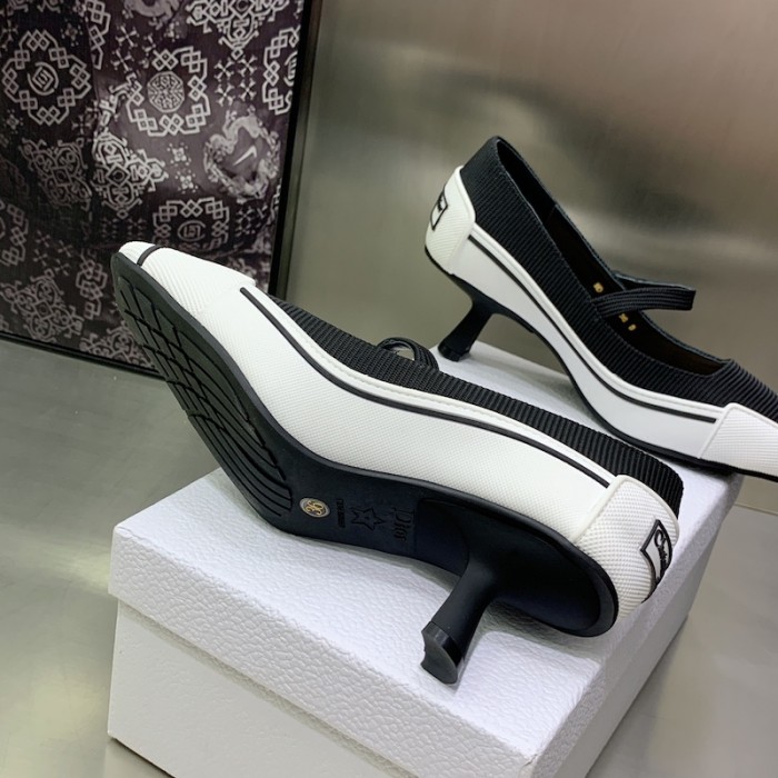 D*or d-motion pump black technical fabric and white rubber