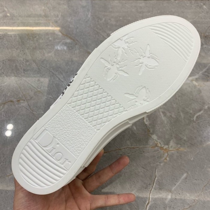 D*or b23 high top logo oblique with bee embroidery patch
