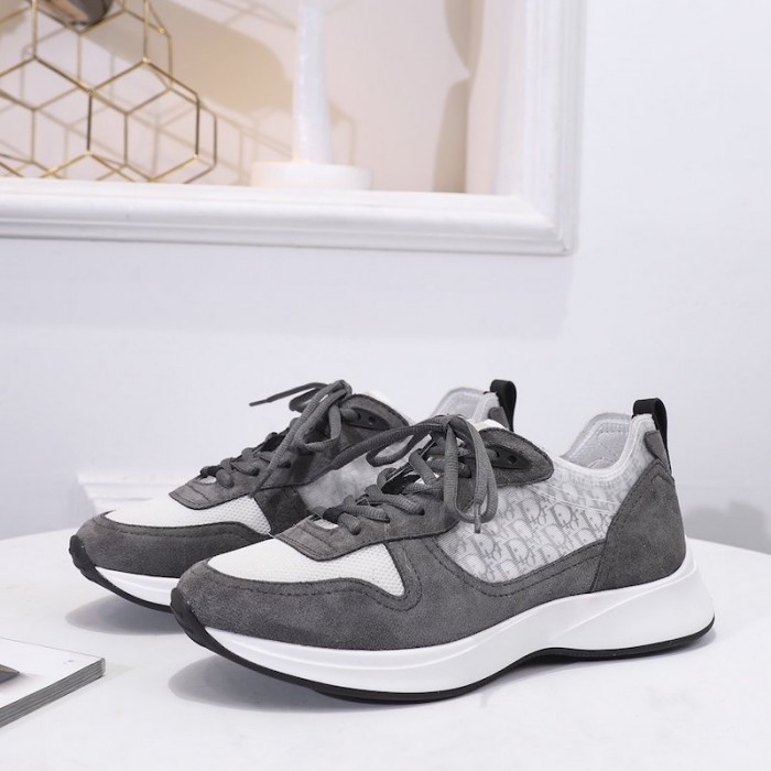 b25 D*or oblique runner sneaker in grey suede
