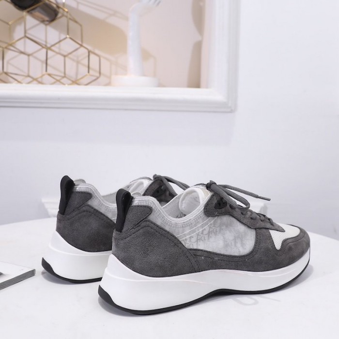 b25 D*or oblique runner sneaker in grey suede