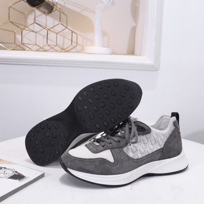 b25 D*or oblique runner sneaker in grey suede