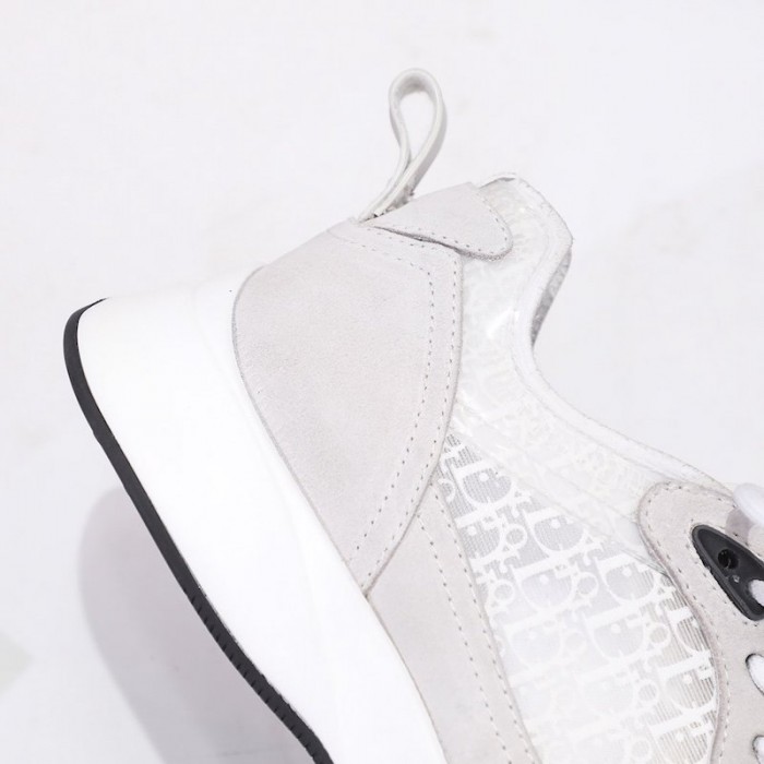 b25 D*or oblique runner sneaker in white suede
