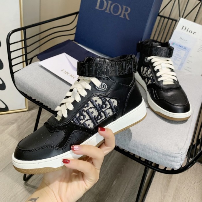 D*or b27 high top D*or oblique black