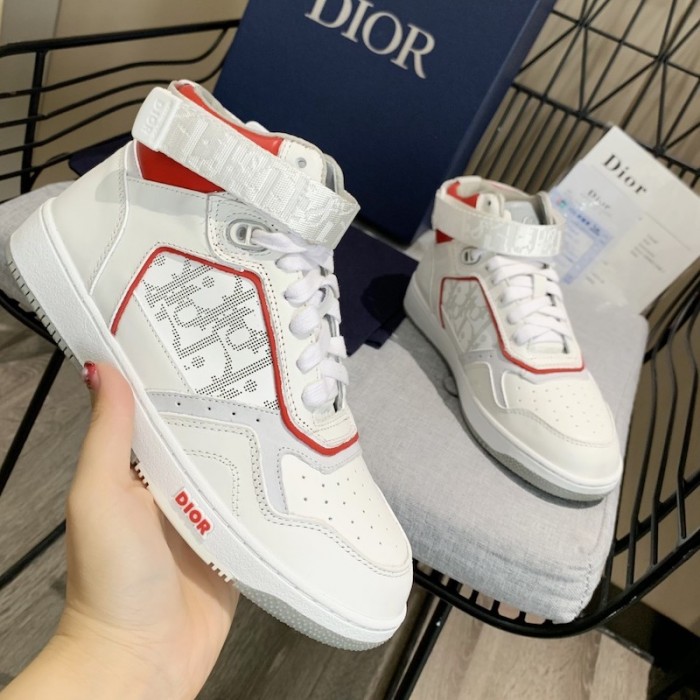 D*or b27 high top D*or oblique white / red