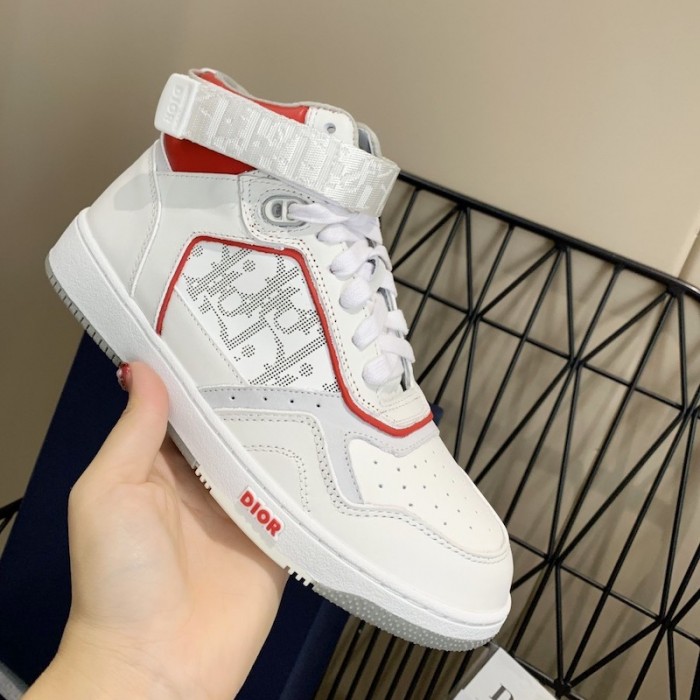 D*or b27 high top D*or oblique white / red