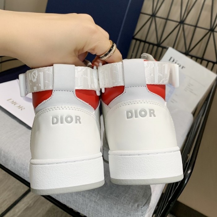 D*or b27 high top D*or oblique white / red