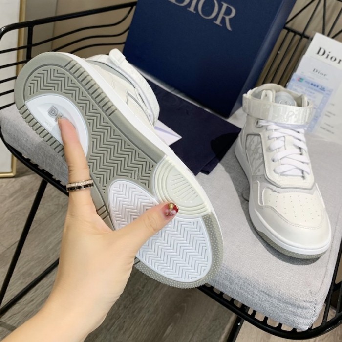 D*or b27 high top D*or oblique white