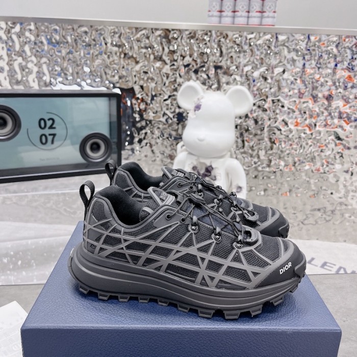 D*or b31 runner sneaker black technical mesh and anthracite gray rubber with warped cannage motif