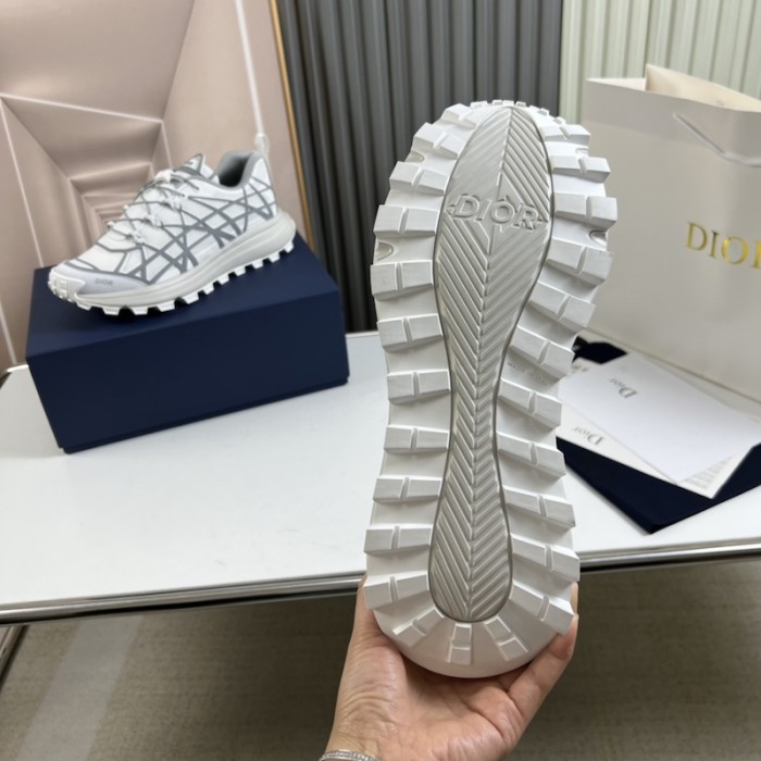 D*or b31 runner sneaker white technical mesh and gray rubber with warped cannage motif