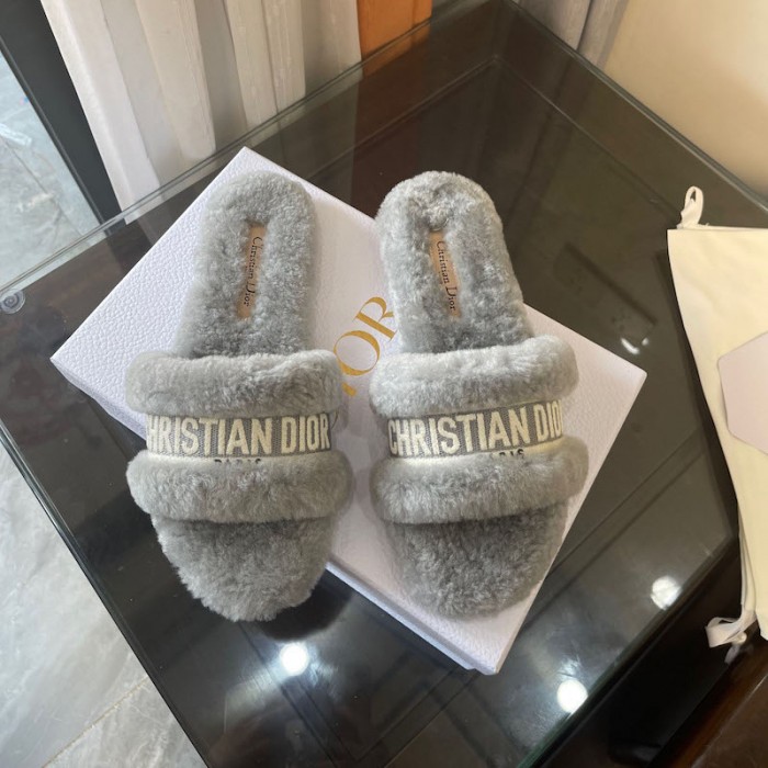 D*or chez moi slide grey cotton embroidery and white shearling