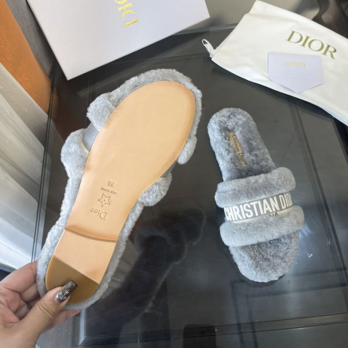 D*or chez moi slide grey cotton embroidery and white shearling