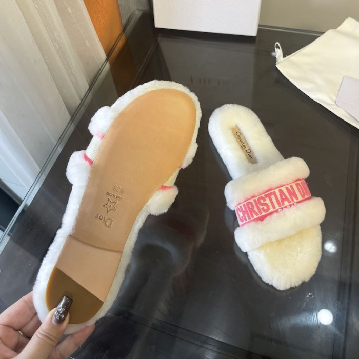 D*or moi slide bright pink cotton embroidery and white shearling