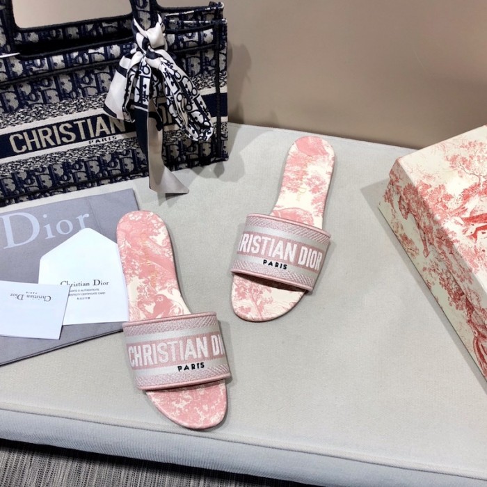 D*or dway slide multicolor embroidered cotton pink color